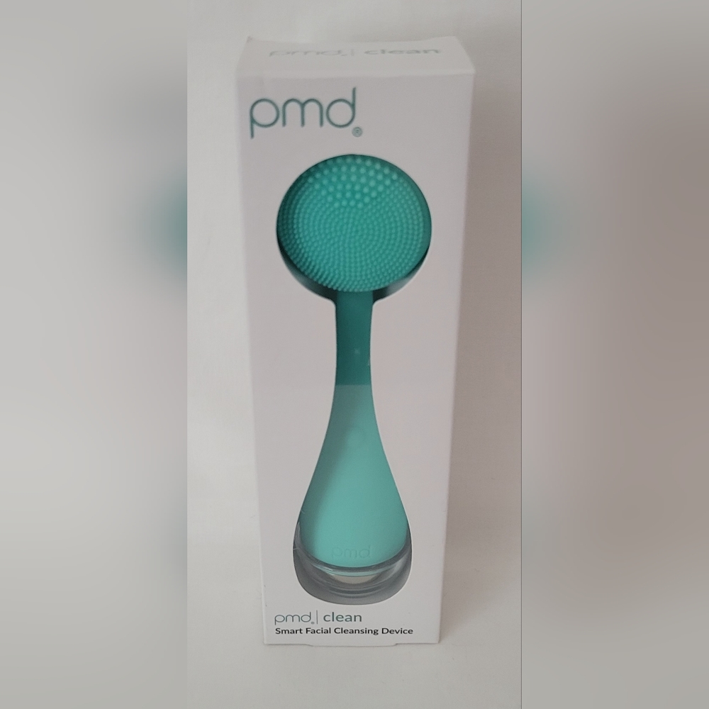 PMD Smart Facial Cleansing Device